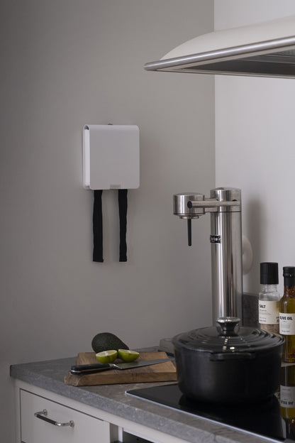 Housegard Mantle, brannteppe i metalldeksel, 120x120 cm, hvit